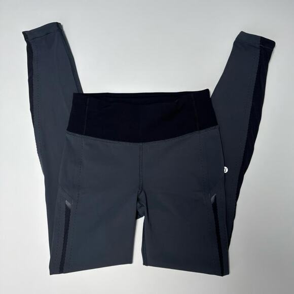 Lululemon Smooth Stride Tight - Picture 1 of 7